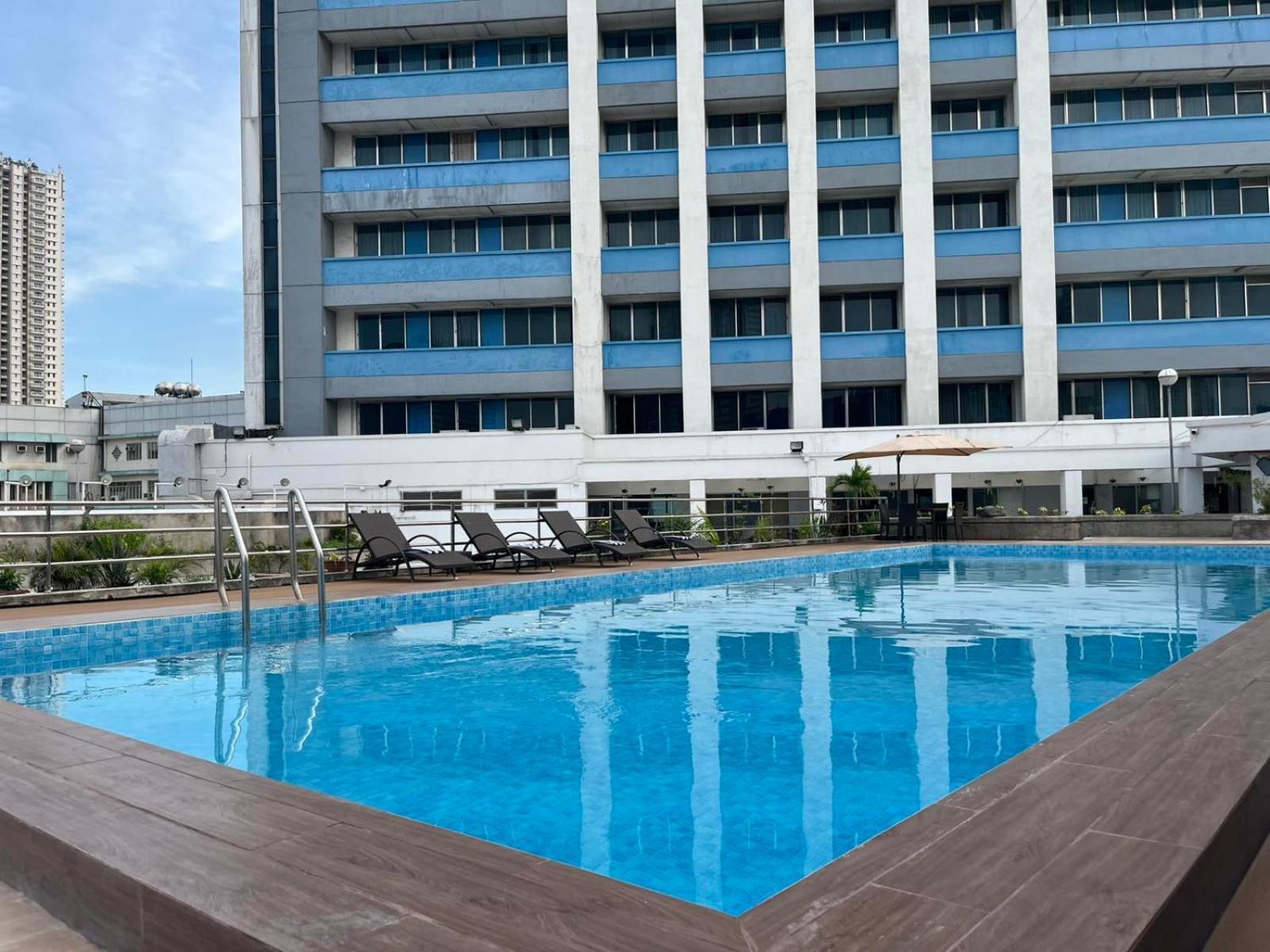 Pearl Hotel Manila